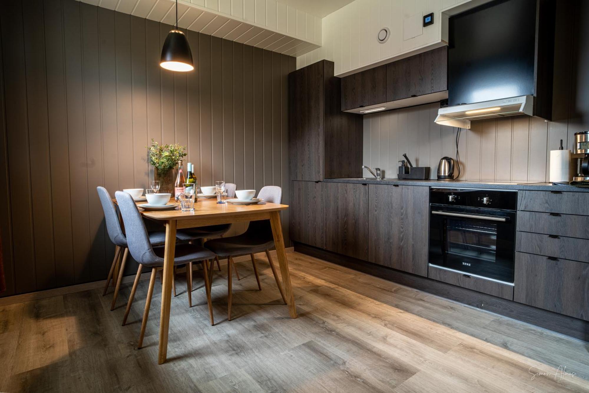 Olderdalen Alpan Apartments, Lyngenfjord מראה חיצוני תמונה